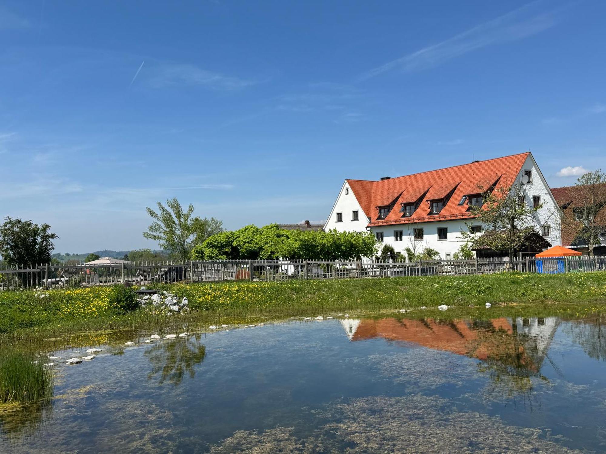 Hotel Montfort-Schloessle Линдау Екстериор снимка