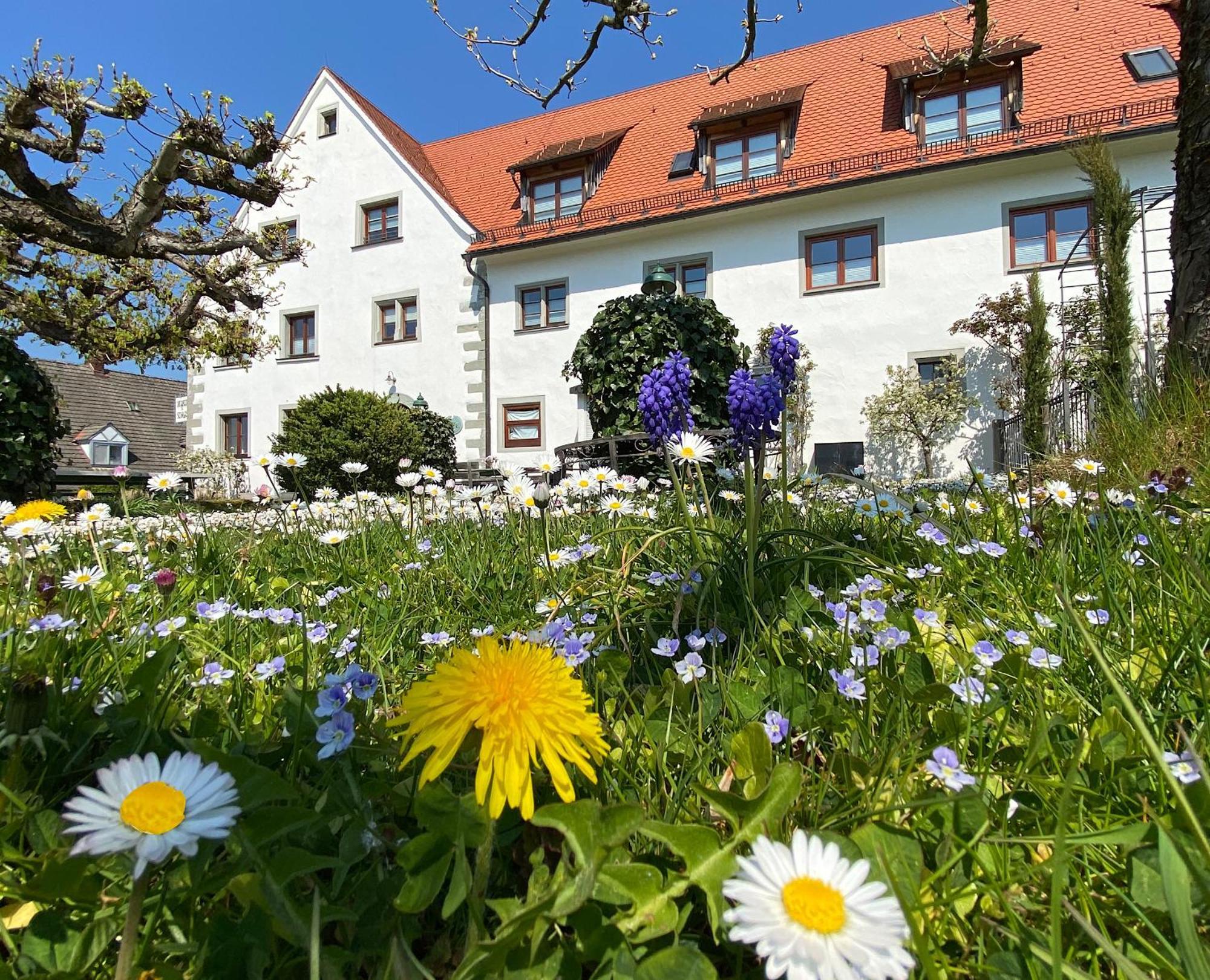 Hotel Montfort-Schloessle Линдау Екстериор снимка
