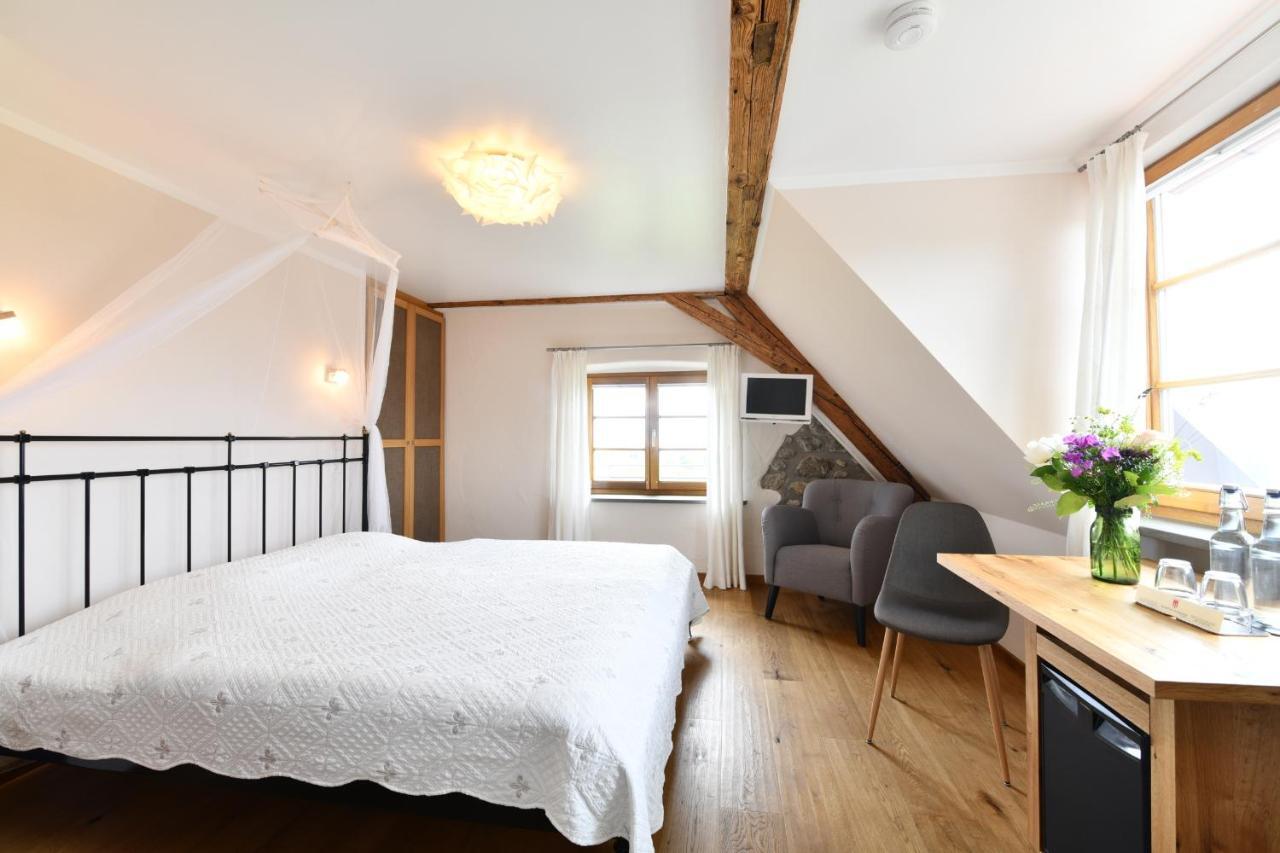 Hotel Montfort-Schloessle Линдау Екстериор снимка